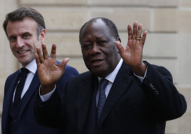 En séjour récemment en France : Ouattara reçu par Macron