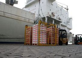 Port autonome d’Abidjan : Un dock coule dans la lagune avec ses deux grues