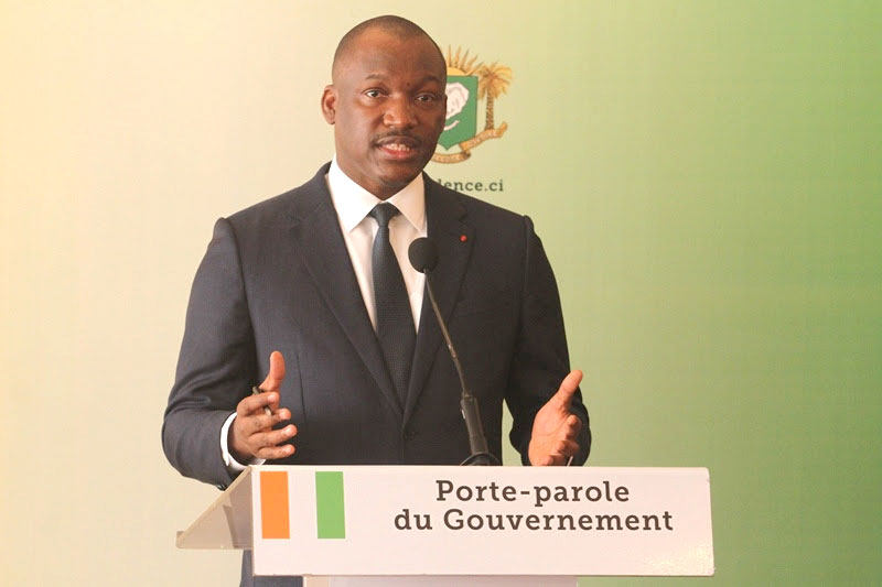 Dialogue politique : Le gouvernement évoque l'entrée d'autres partis
