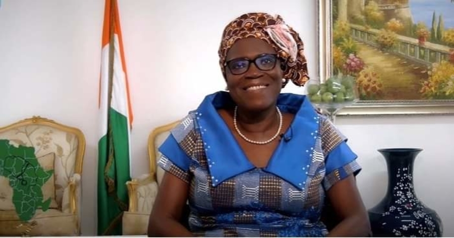 Ce que dit Mme Simone Gbagbo sur ma rencontre entre l'émissaire du chef de l'État et Blé Goudé. Ci-après le communiqué de presse du cabinet de Dr Simone Gbagbo.
